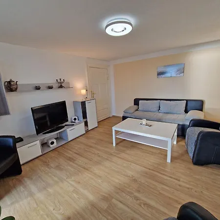 Ostseeheim - 1 Reihe Mit Meerblick 사스니츠